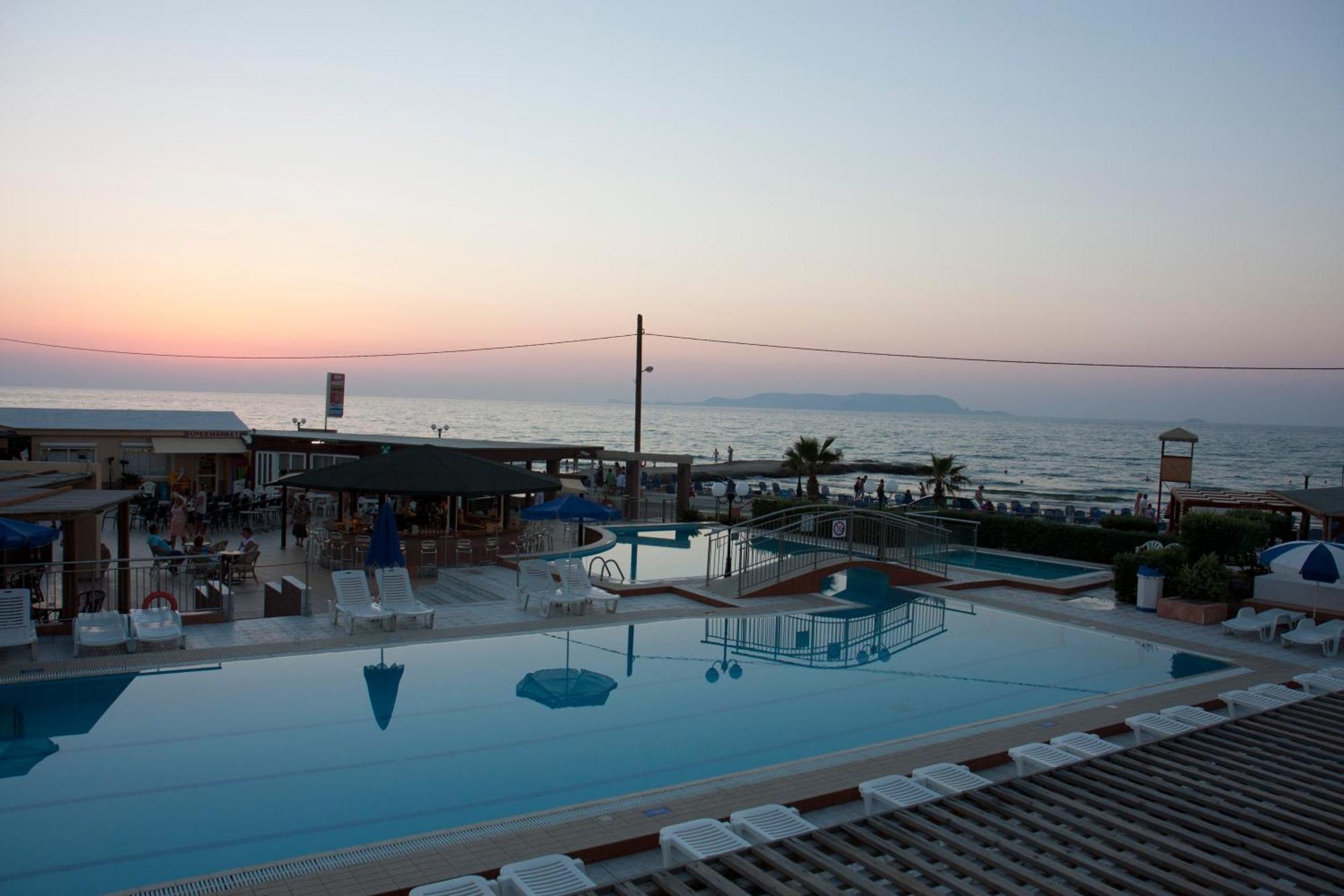 Astir Beach Hotel Gouves Esterno foto